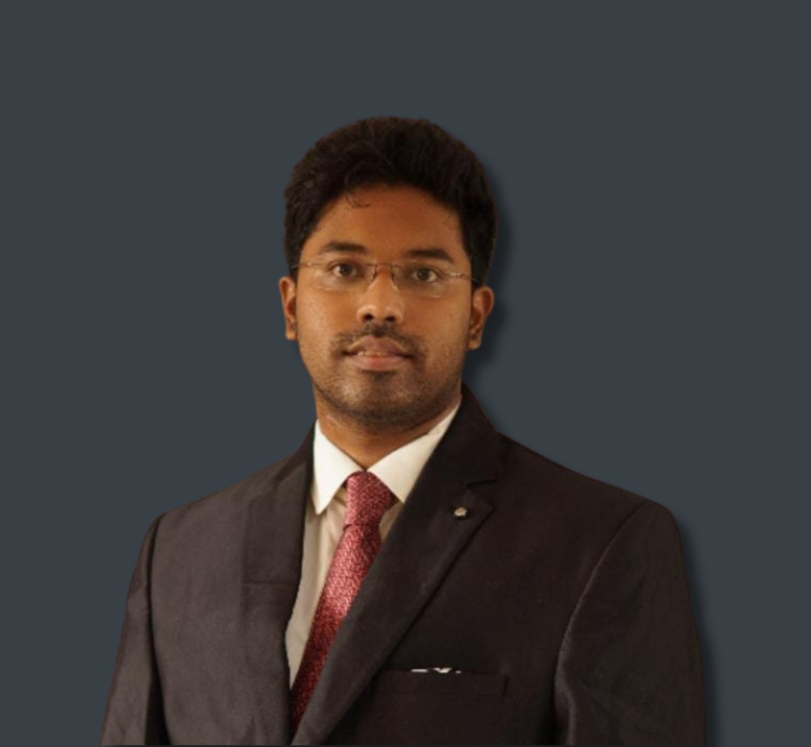 https://veeh.sterling-academy.com/wp-content/uploads/2025/08/Karthikeyan-DR.jpg